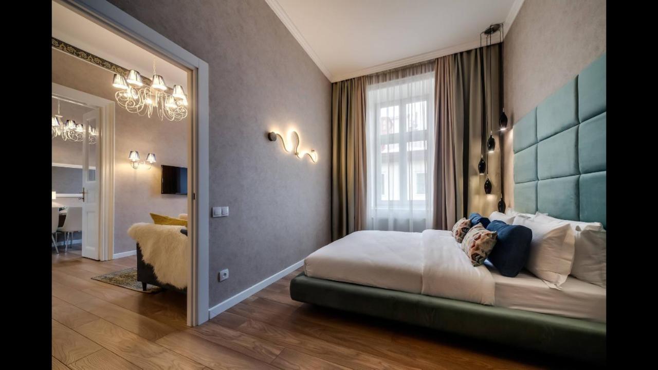 Lviv Apartments Extérieur photo