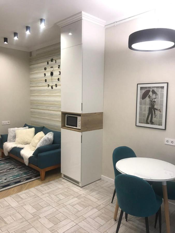 Lviv Apartments Extérieur photo